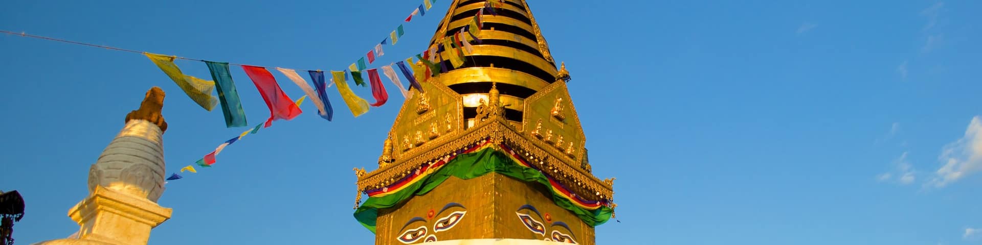 Swayambhunath que incluye aspectos religiosos