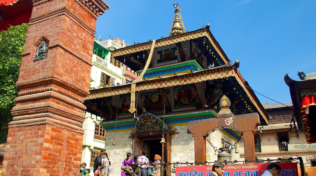 Quảng trường Kathmandu Durbar có tính năng đền chùa