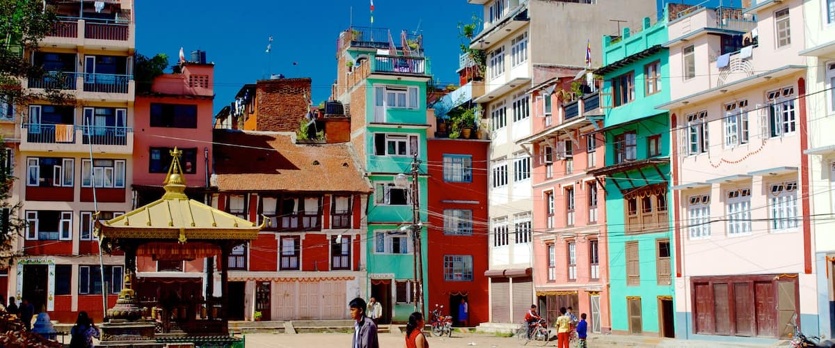 Golden Temple showing a city