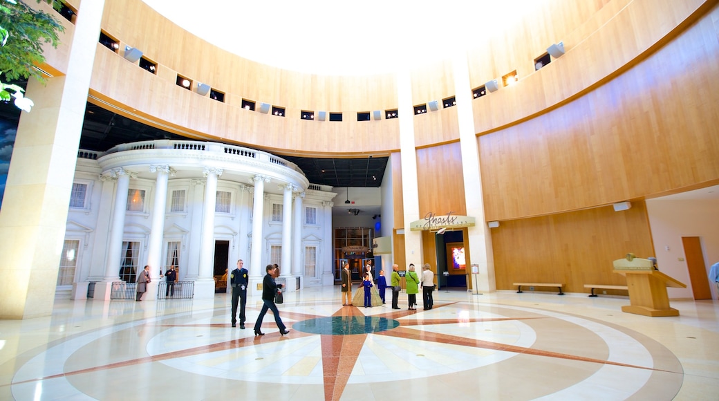 Abraham Lincoln Presidential Library and Museum showing interior views