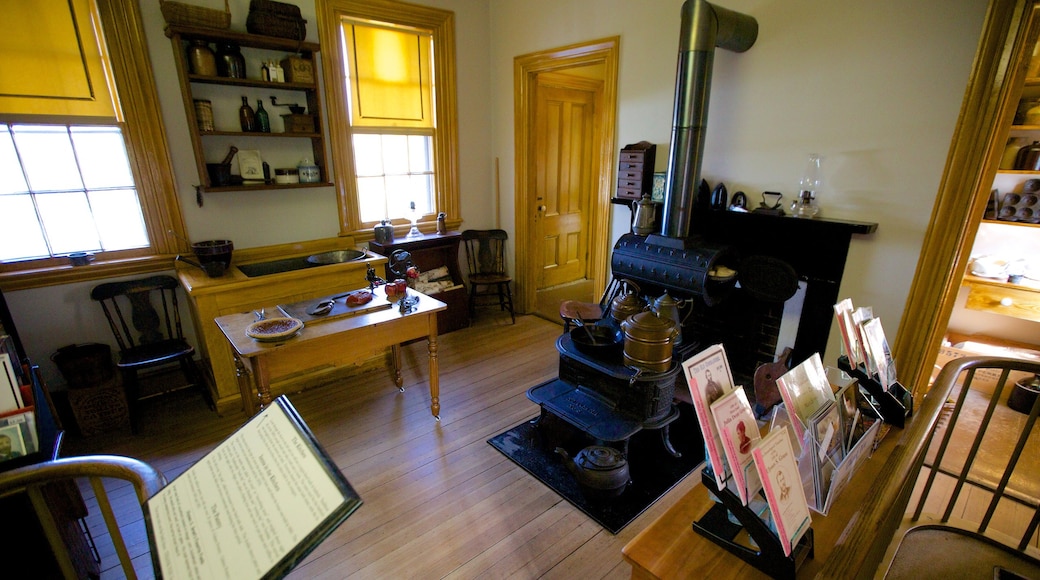 Grant Home showing a house, interior views and heritage elements