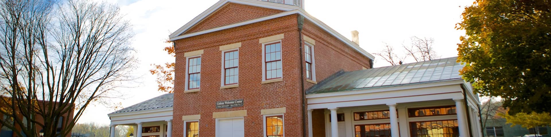 Old Market House featuring a house and heritage elements