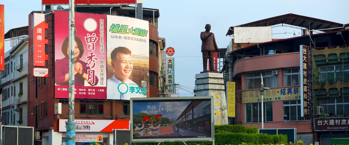 Puli showing a city