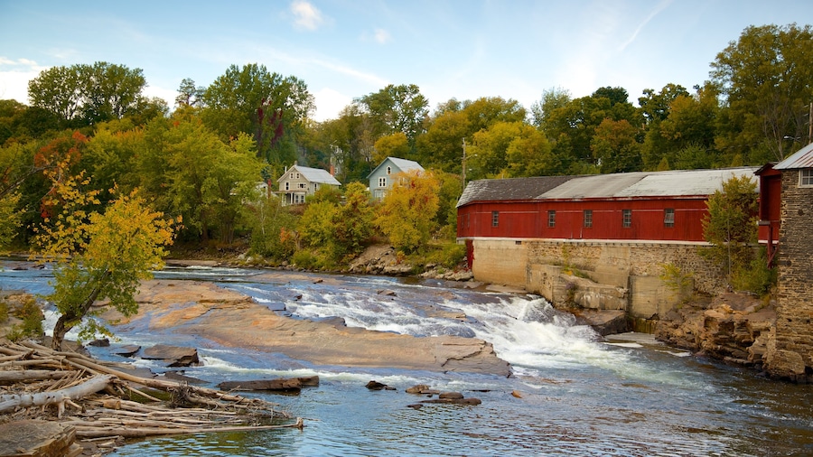 Keeseville inclusief een rivier of beek