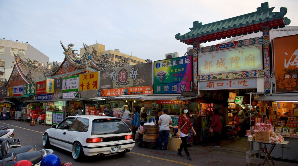 City God Temple which includes a city and markets