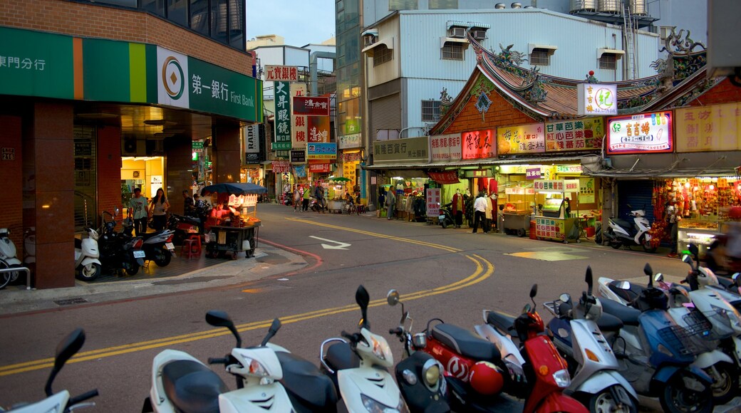 City God Temple which includes a city and cbd