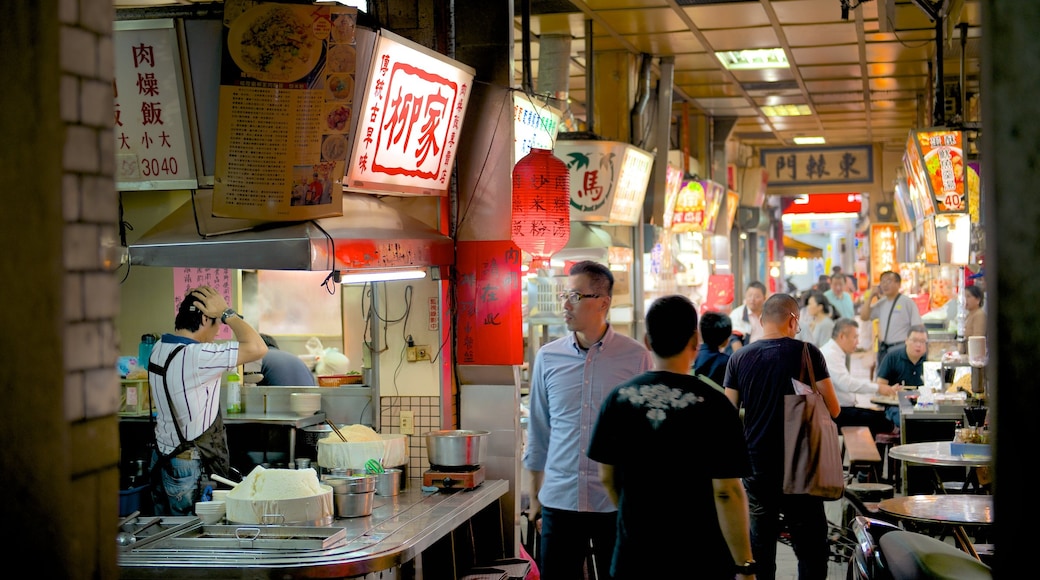 City God Temple showing markets