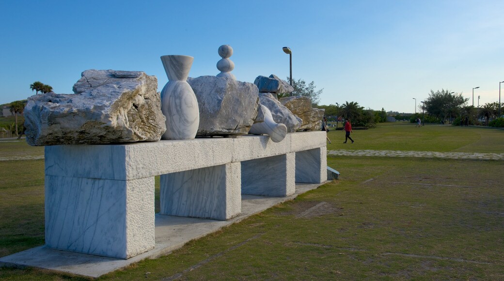 Chishingtan Beach showing a garden and outdoor art