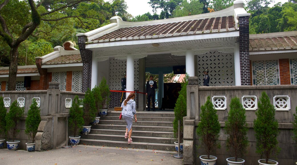 Mausoleum van Cihu en Cihu toont een monument en een park