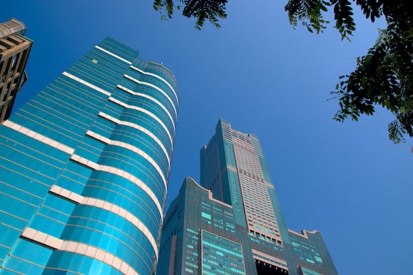 Tuntex Sky Tower showing a city and a high-rise building