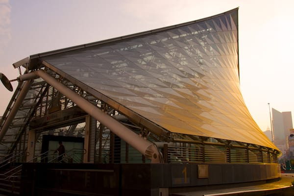 Dome of Light mettant en vedette architecture moderne