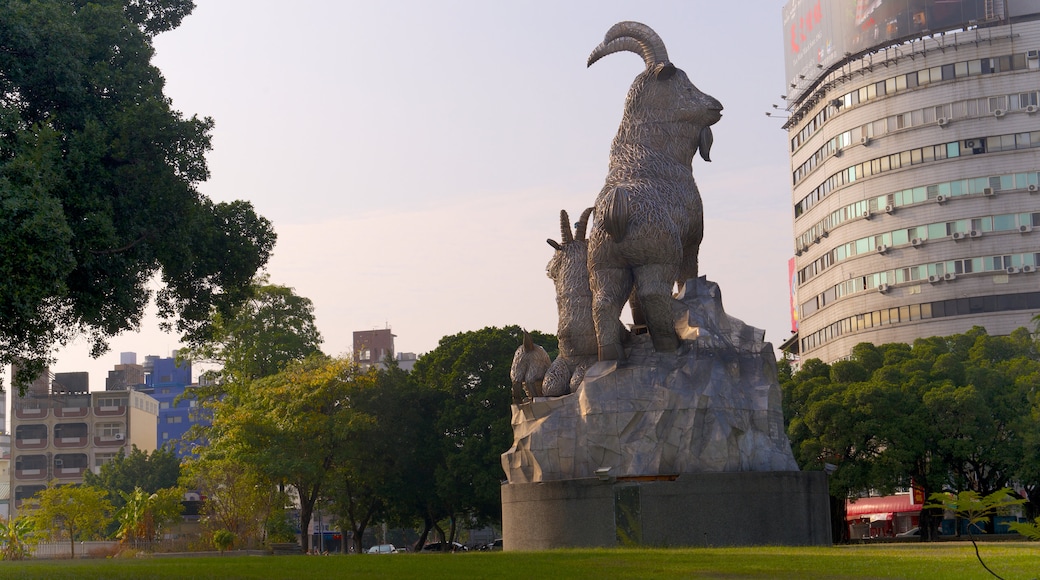 台中公園 フィーチャー 像あるいは彫刻 と 庭園
