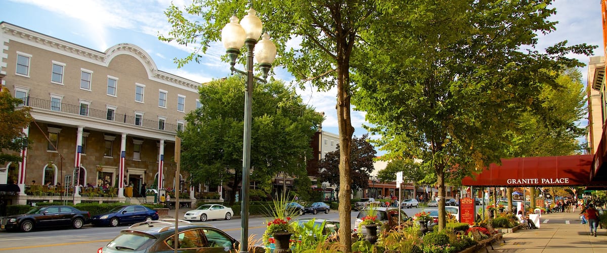 Saratoga Springs showing a city
