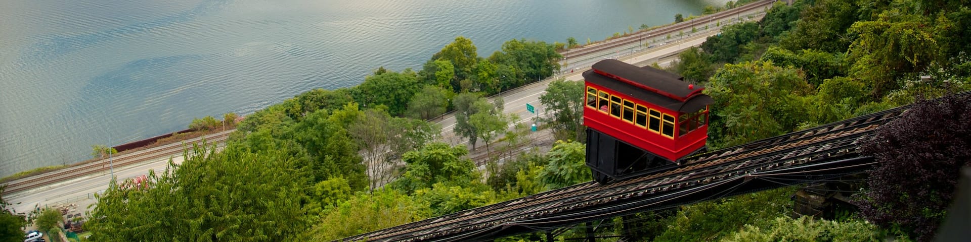 Duquesne Incline which includes a river or creek and a city