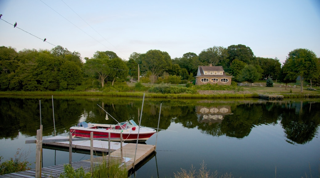 Stonington featuring a lake or waterhole