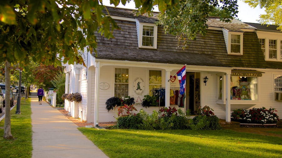 Essex which includes a house