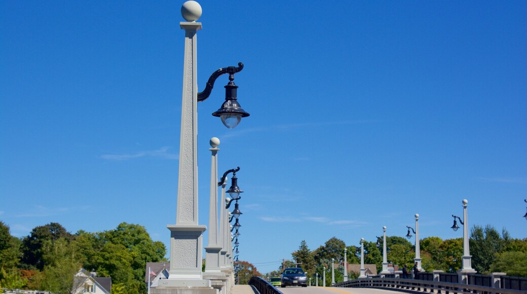 Rhode Island which includes skyline and a bridge