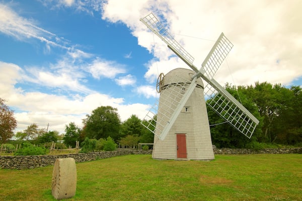 Jamestown Windmill mettant en vedette moulin à vent
