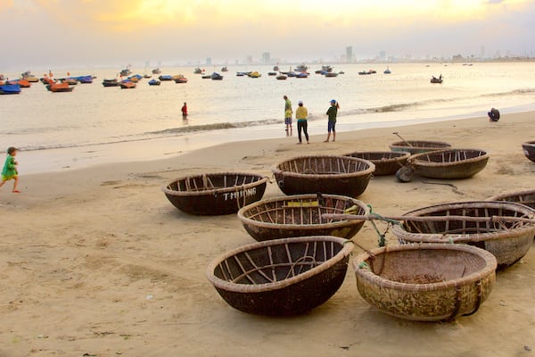 Da Nang which includes a beach