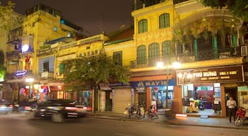 Hanoi showing signage, street scenes and night scenes