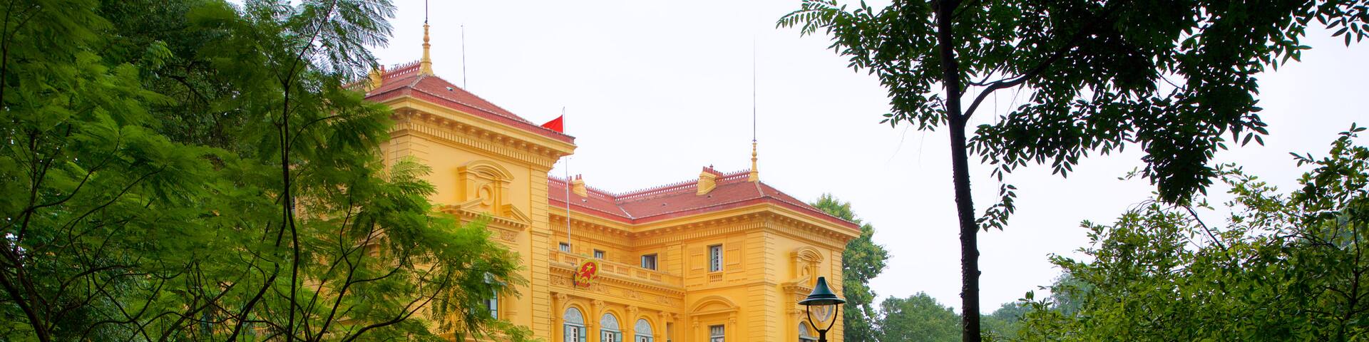 Presidential Palace which includes chateau or palace, heritage elements and heritage architecture