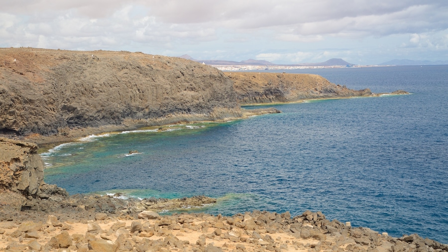 Costa de Antigua caratteristiche di costa frastagliata