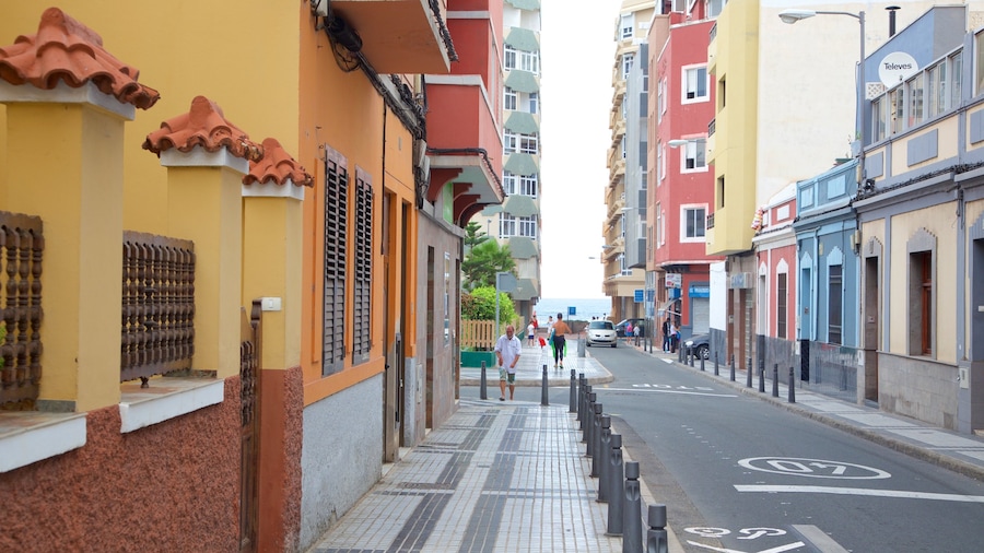 Las Palmas de Gran Canaria showing a city