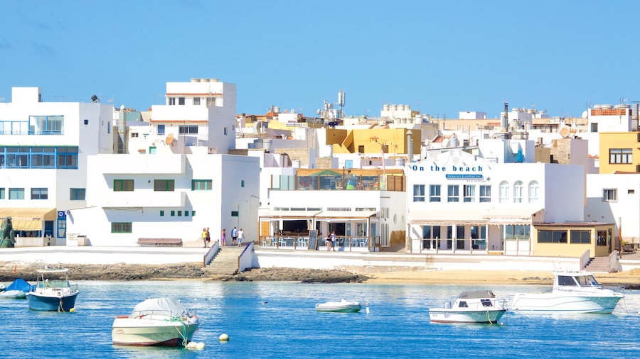 Corralejo which includes a coastal town, boating and a bay or harbor