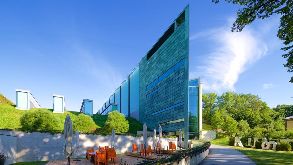 Kumu Art Museum showing modern architecture