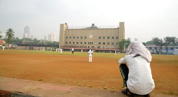 Mumbai que inclui um evento desportivo