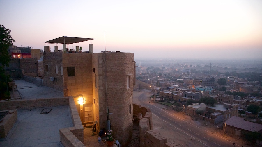 Jaisalmer Fort which includes a city