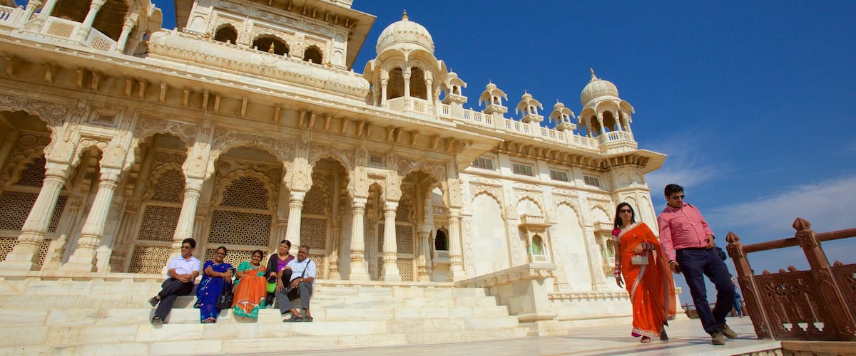 Jaswant Thada showing heritage architecture, a temple or place of worship and heritage elements