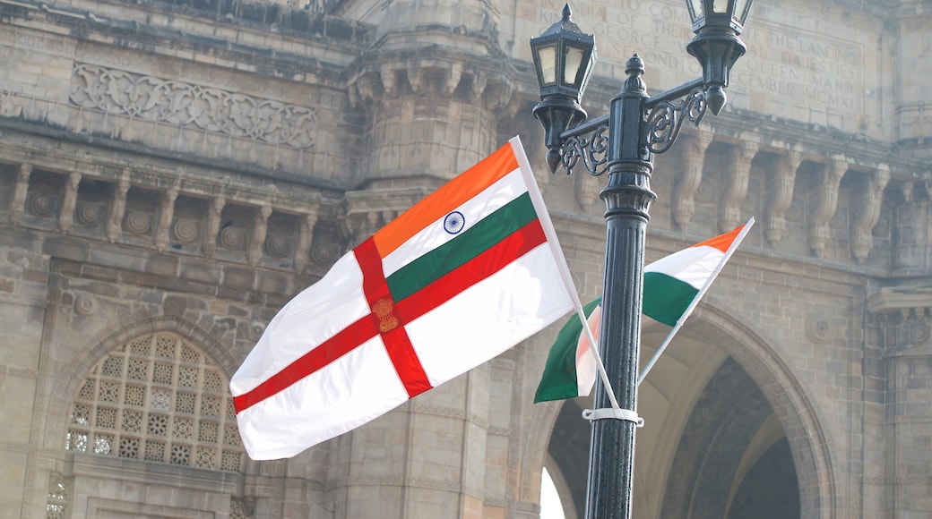 Gateway of India mit einem historische Architektur und Geschichtliches