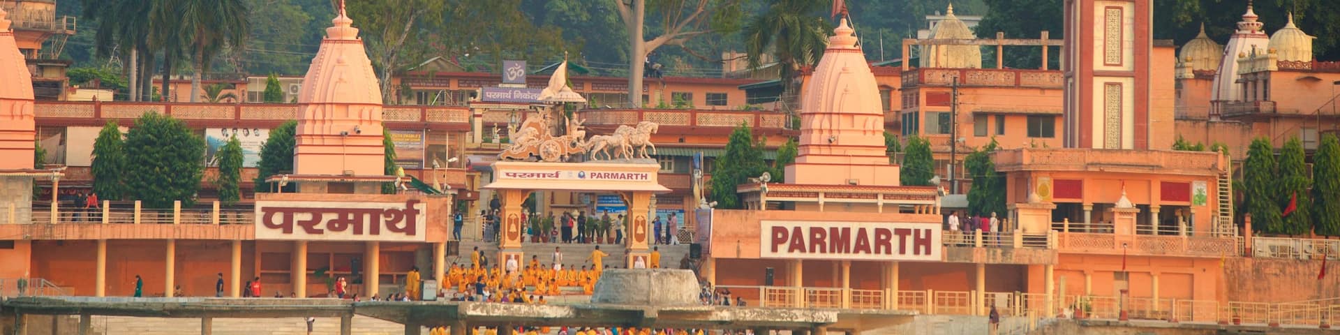 Parmarth Niketan mostrando una ciudad