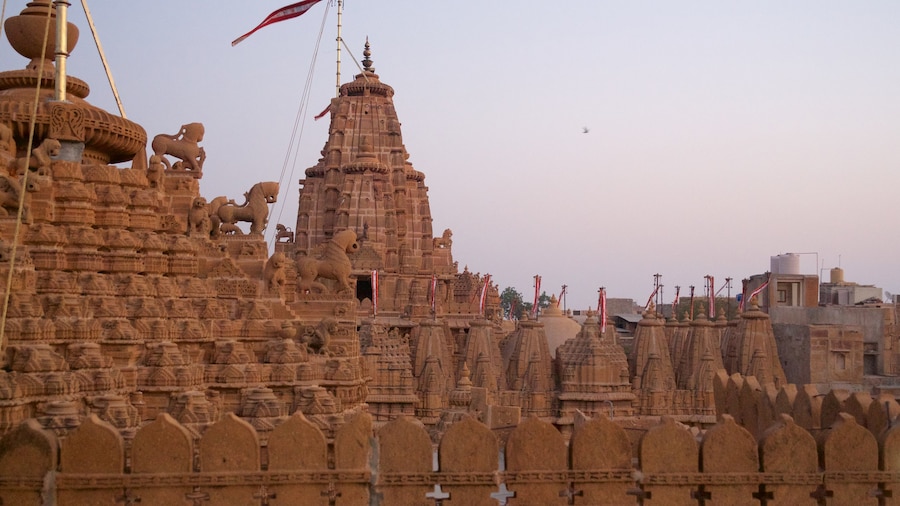 Jaisalmer Fort bevat historische architectuur, historisch erfgoed en kasteel of paleis