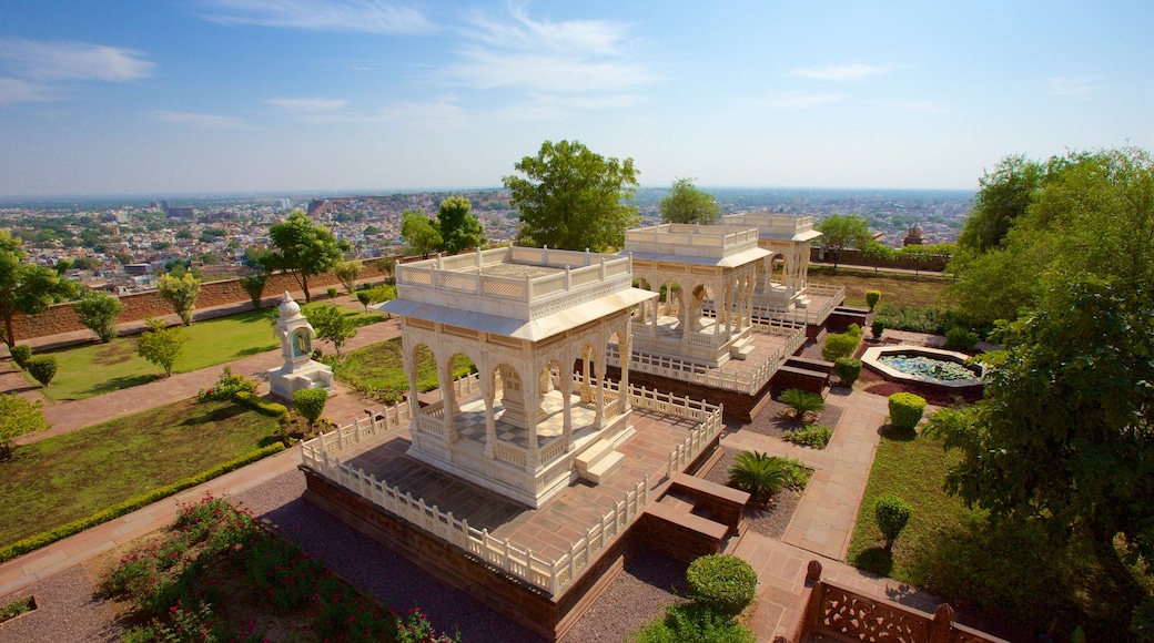 Jaswant Thada caracterizando arquitetura de patrimônio e elementos de patrimônio