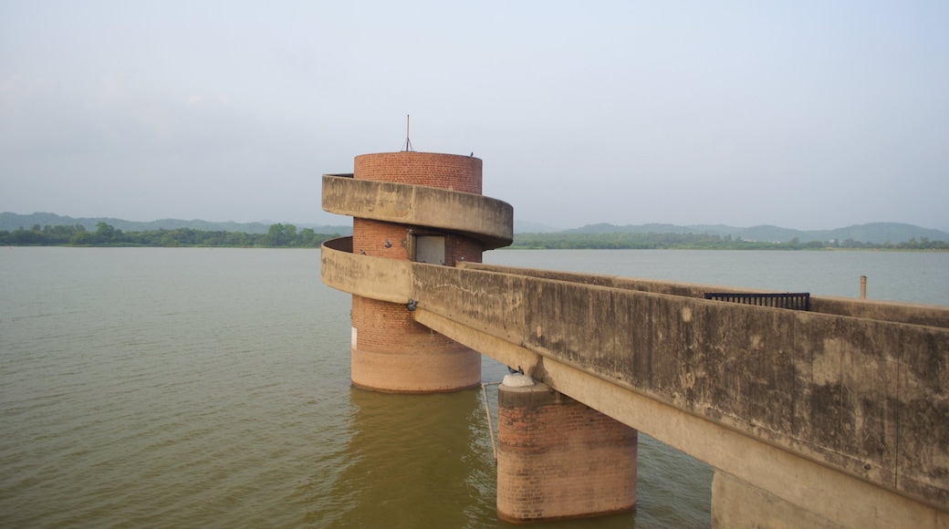 Sukhna Lake showing a lake or waterhole