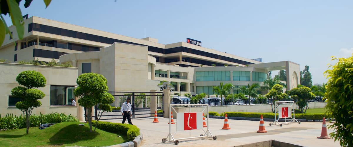 Rajiv Gandhi Chandigarh Technology Park which includes a park