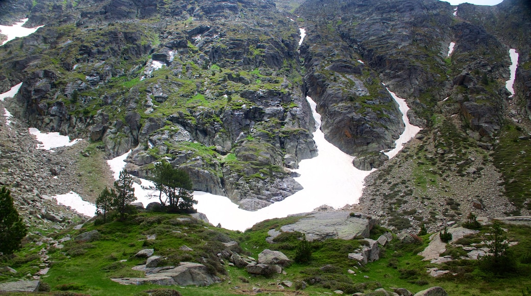 Soldeu showing mountains