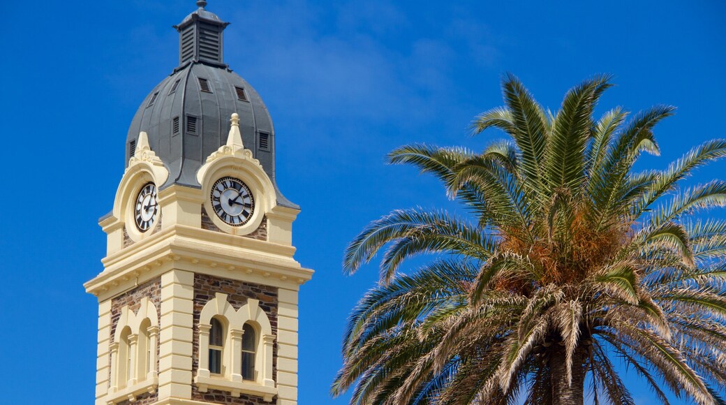 Glenelg bevat historische architectuur