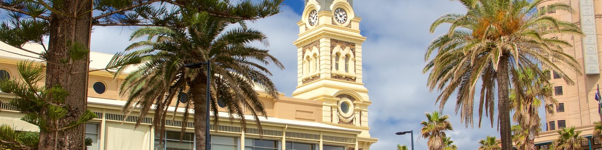 Glenelg showing a park and heritage architecture