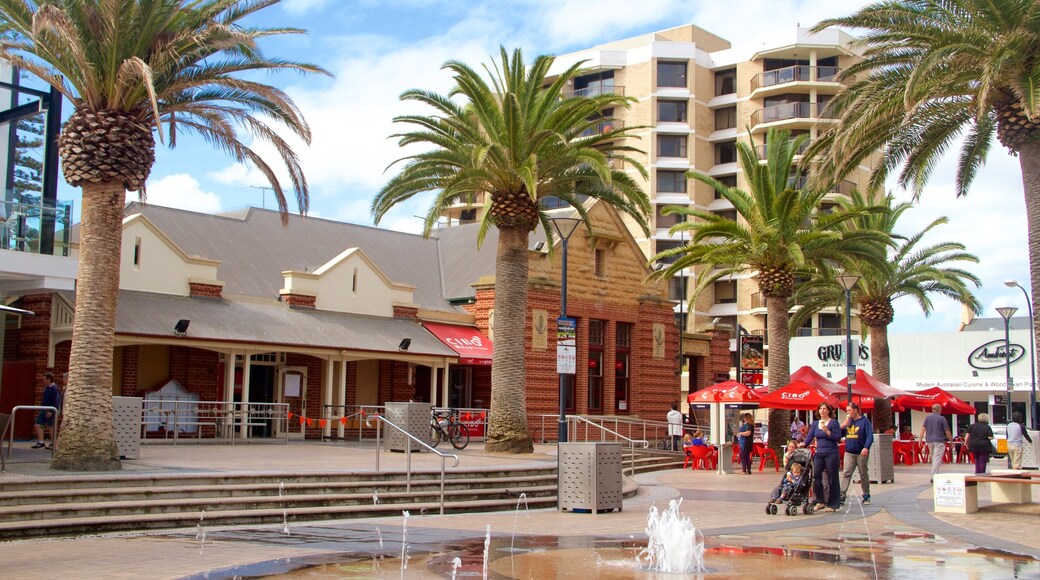 Adelaide showing cbd and a fountain