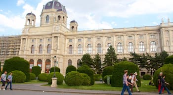 Wien mit einem historische Architektur und Geschichtliches