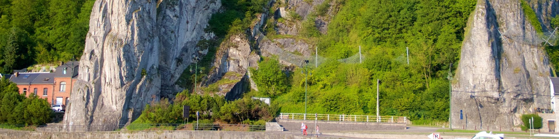 Dinant which includes mountains