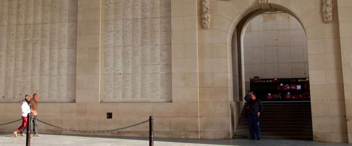 Menenpoort inclusief historisch erfgoed