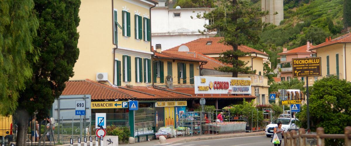 San Remo - Riviera dei Fiori som omfatter en by og en lille by eller en landsby