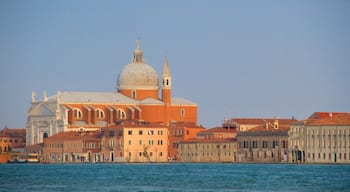 La Giudecca som omfatter en sø eller et vandhul