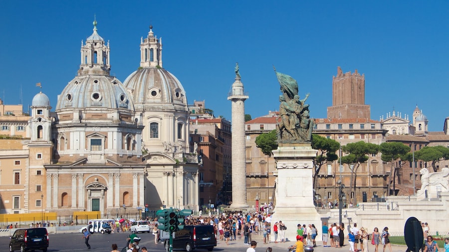 View of Piazza Venezia with Vittorio Emanuele II Monument in Rome.