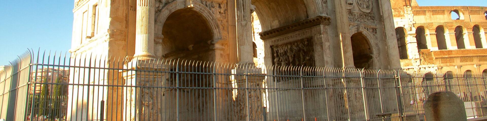 Arch of Constantine featuring heritage elements, heritage architecture and a monument