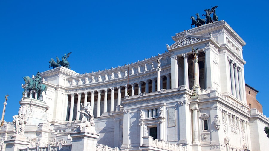 National Monument to Victor Emmanuel II showing heritage elements, a castle and heritage architecture
